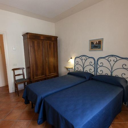 Hotel Locanda Degli Artisti Borgo San Lorenzo Exterior foto